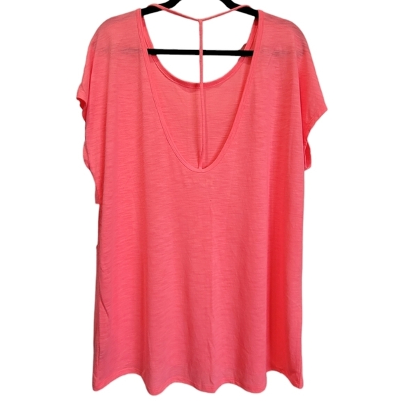 NWT Large Relaxed Fit Neon Coral Open Back Athletic T-Shirt - Picture 3 of 6